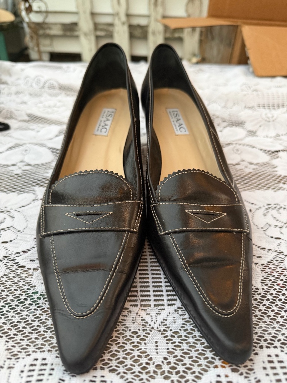Isaac Mizrahi Black Leather Pointed Toe Penny Loafer Pumps 10B